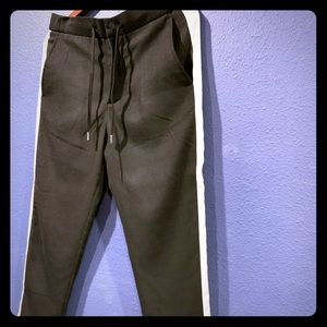 Zara men carrot fit men’s size S pants
